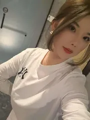 一个大奶的宝藏女孩